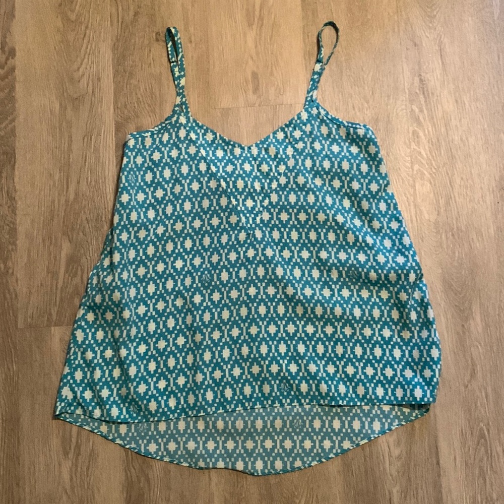 Volcom Tank - Picture 1 of 2